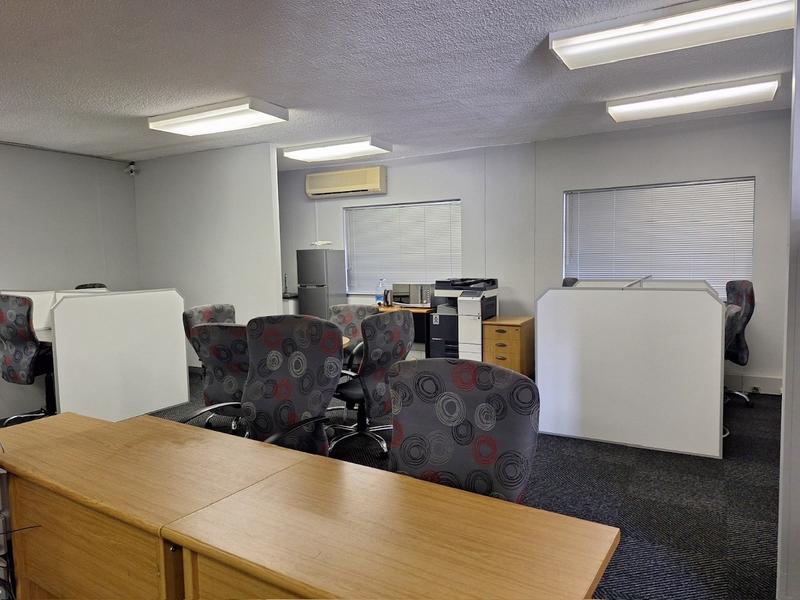 To Let Commercial Property for Rent in Newton Park Eastern Cape